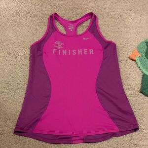Nike Women Toronto 15k Finisher Tank Size S
